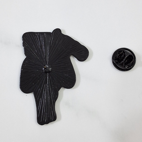 Game Over Gamer Skeleton Rocker Hands Enamel Pin, Brooch, NEW - Picture 4 of 4